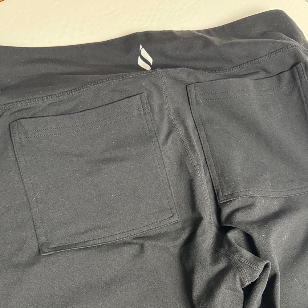 Skechers Black Activewear Yoga Pants - Picture 4 of 4
